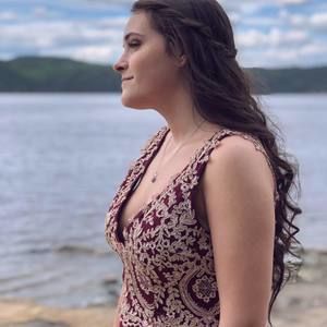 Meet your Posher, Catherine